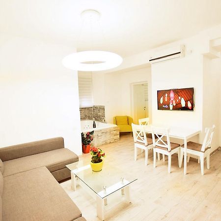 Rothschild 1929 Luxury Apartments Hotel Haifa Buitenkant foto