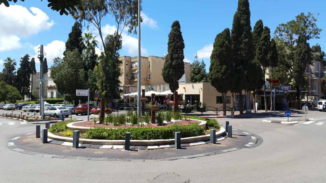 Rothschild 1929 Luxury Apartments Hotel Haifa Buitenkant foto