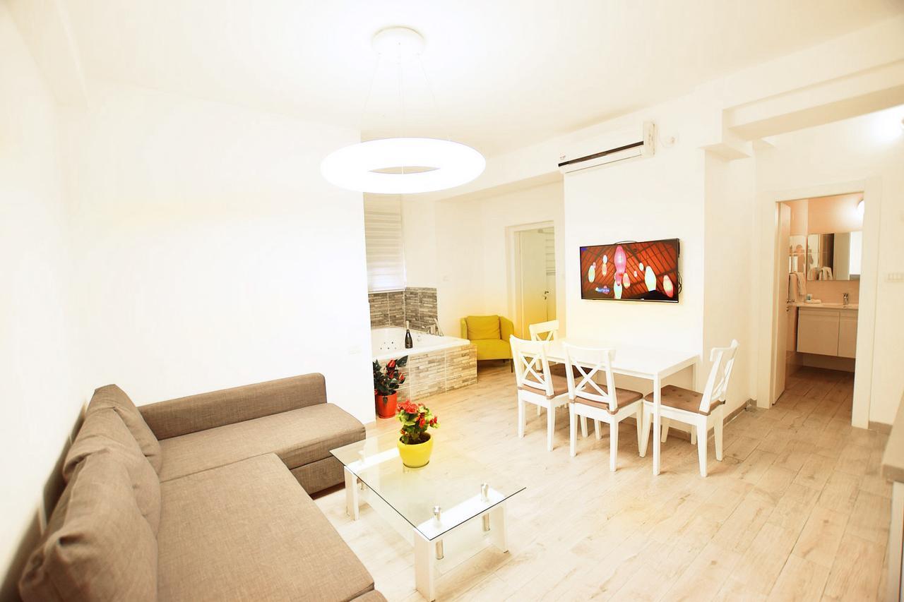 Rothschild 1929 Luxury Apartments Hotel Haifa Buitenkant foto