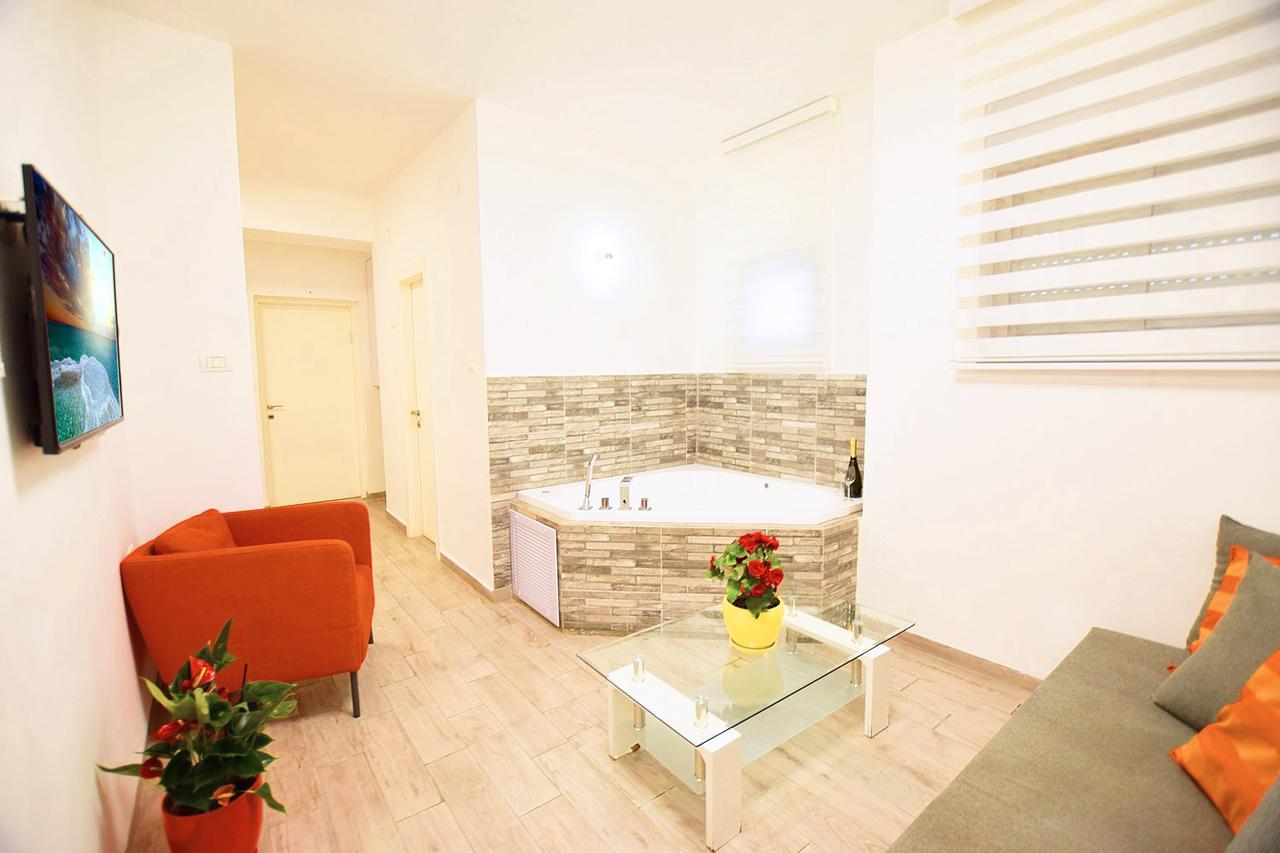 Rothschild 1929 Luxury Apartments Hotel Haifa Buitenkant foto